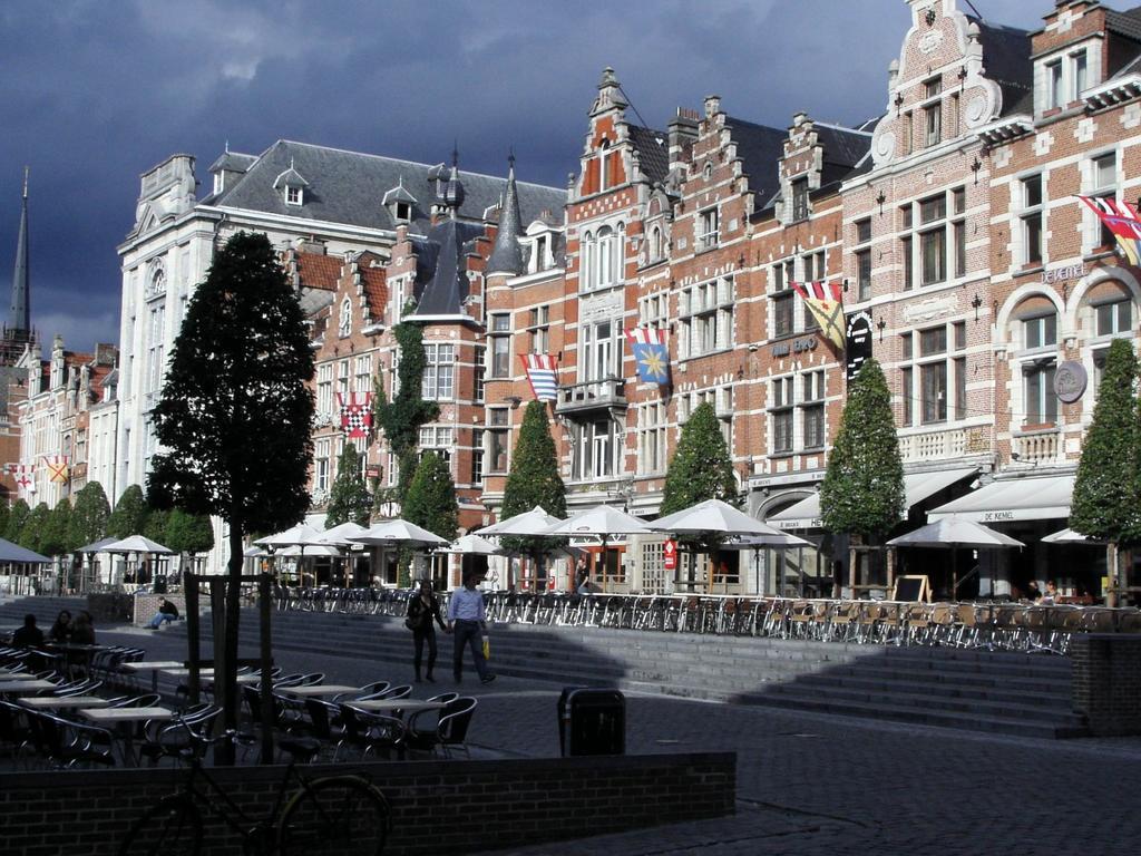 Hotel Malon Leuven Buitenkant foto